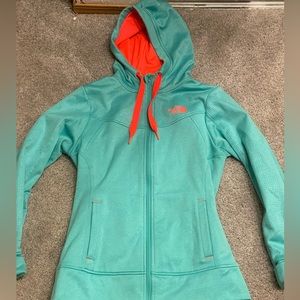 Womens Northface Hoodie!